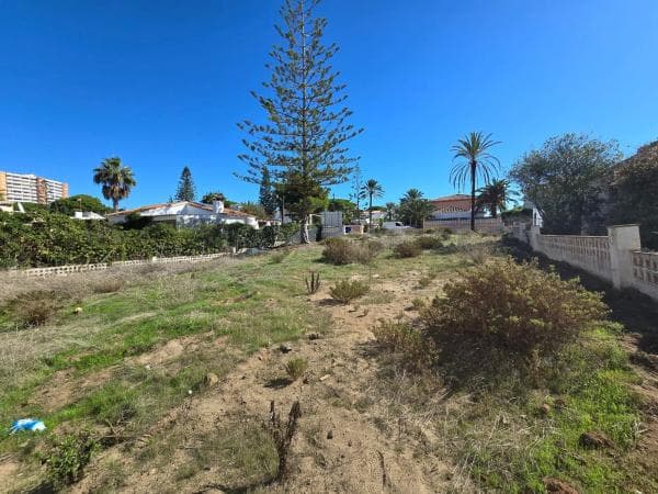 Chalet independiente en venta en Calle Tenerife s/n, Marbella
thumbnail 2