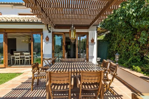 Chalet independiente en venta en Avenida Cantabrica, 33, Marbella
thumbnail 2