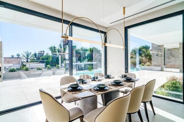 Chalet independiente en venta en Barrio Marbesa, Marbella
thumbnail 2