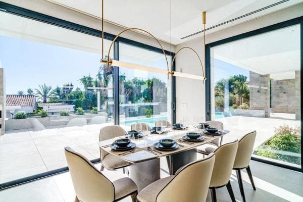 Chalet independiente en venta en Barrio Marbesa, Marbella
thumbnail 2