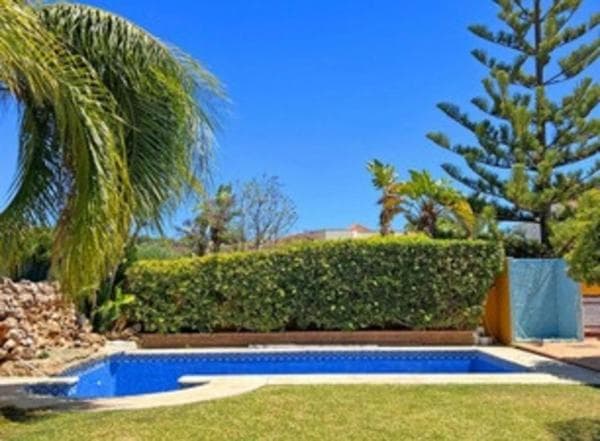 Chalet independiente en venta en Avenida la Reserva de Marbella, 58, Marbella
thumbnail 1