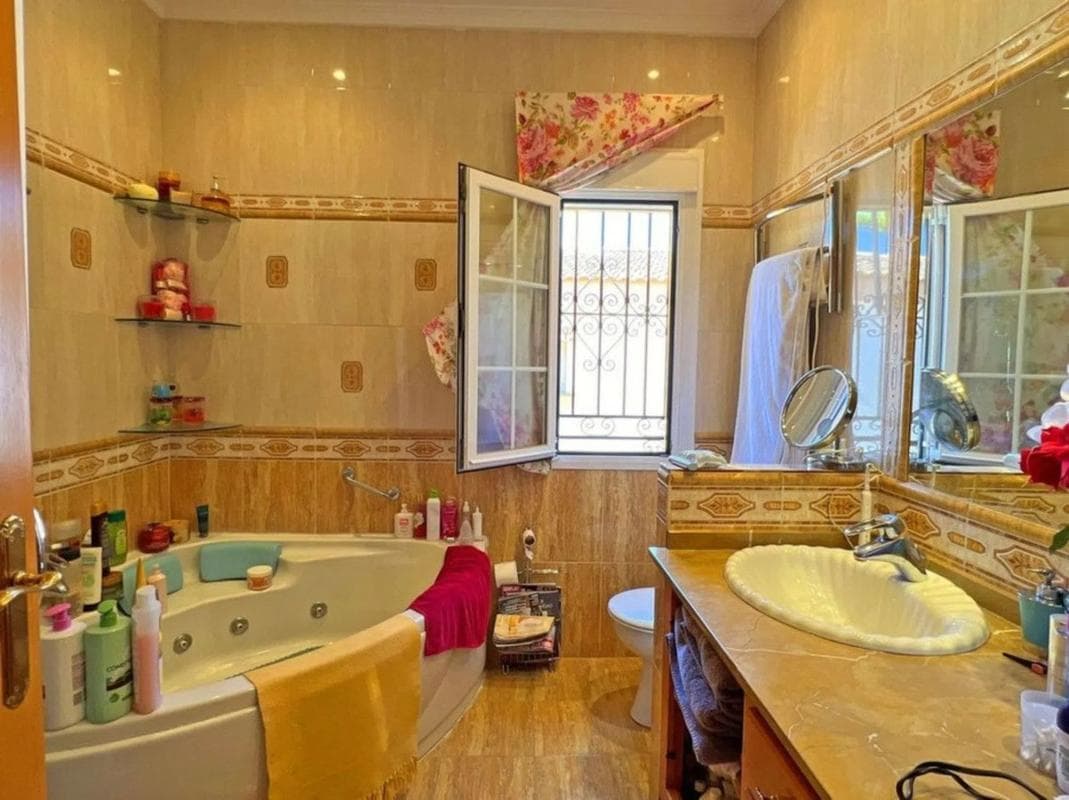 Venta de chalet independiente en Avenida la Reserva de Marbella, 58, Marbella
photo 4