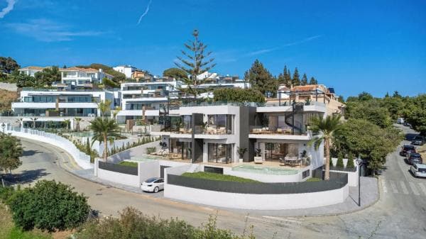 Chalet pareado en avenida de los Alisos, 7 thumbnail 1