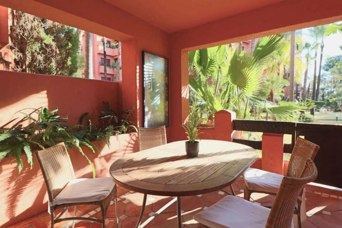 Venta de piso en AV GAVIERO (ALICATE PLAYA), Marbella
photo 2