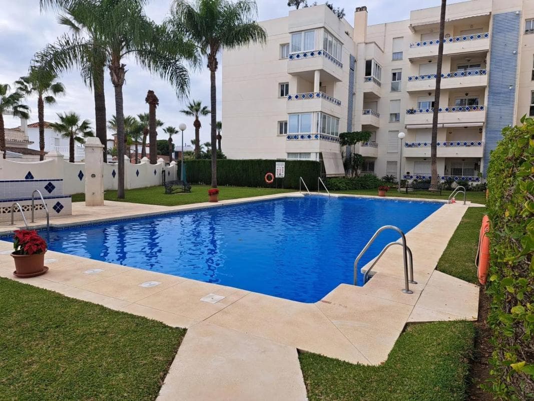 Sprzedaż mieszkania w Barrio Las Chapas-Alicate Playa, Marbella
photo 2