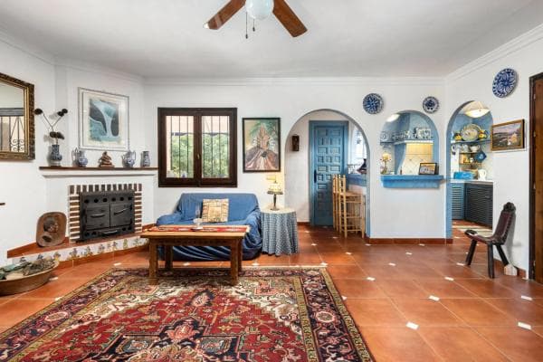 Chalet independiente en venta en Avenida de las Palmas, 14, Marbella
thumbnail 2