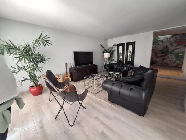 Chalet independiente en venta en TN AUTOVIA MEDITERRANEO A-7 s/n, Marbella
thumbnail 2