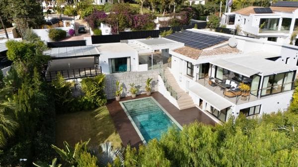 Chalet independiente en venta en Avenida del Rosario, 160, Marbella
thumbnail 1