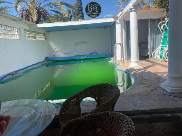 Chalet independiente en venta en Barrio Costabella, Marbella
thumbnail 1