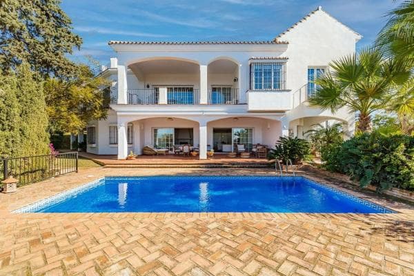 Chalet independiente en venta en Avenida del Rosario s/n, Marbella
thumbnail 1