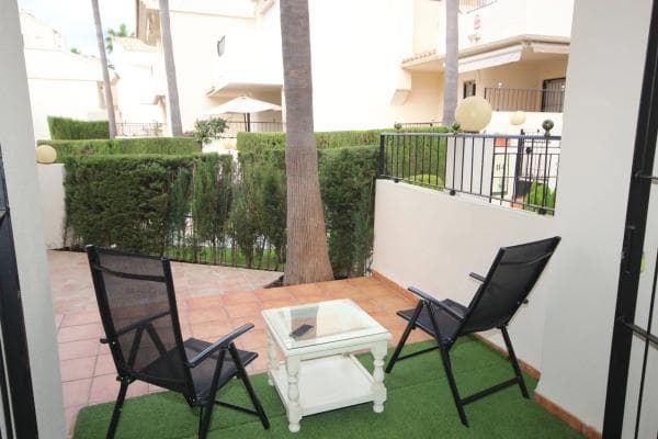 Chalet pareado en avenida Cervantes, 18 thumbnail 1