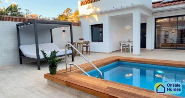 Chalet independiente en venta en Calle Madrid, 30, Marbella
photo 1