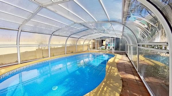 Chalet independiente en venta en Calle Madroño, Marbella
thumbnail 1