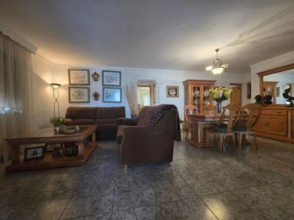 Chalet independiente en venta en Barrio El Rosario-Ricmar, Marbella
thumbnail 2
