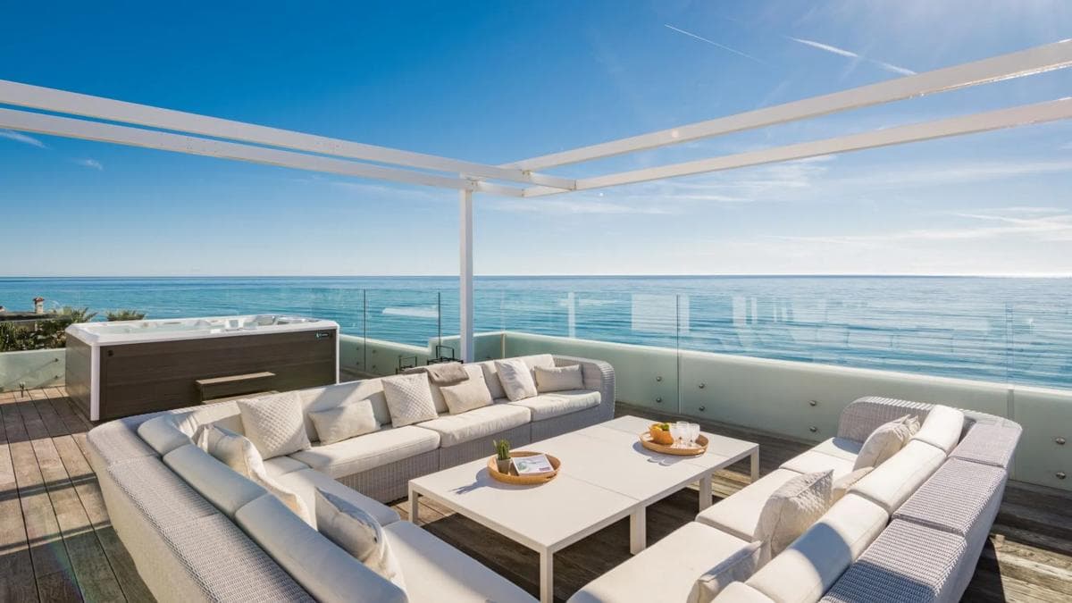 Venta de chalet independiente en Barrio Costabella, Marbella
photo 4