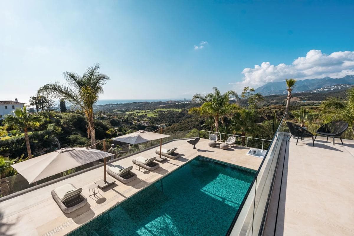 Venta de chalet independiente en Urbanización el Rosario, 125, Marbella
photo 4