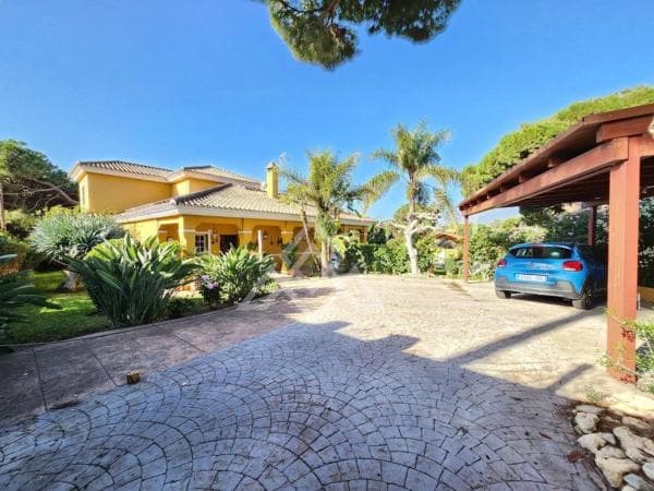Chalet independiente en venta en Camino de los Leñadores, 87 -86, Marbella
thumbnail 1