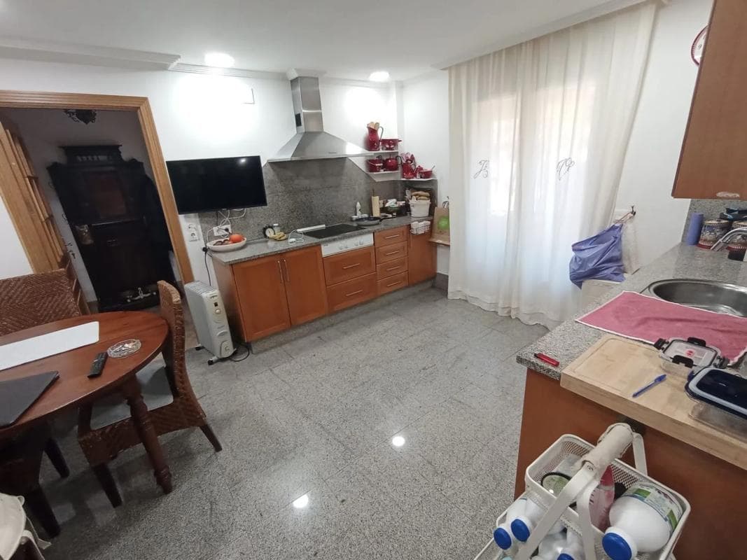 Properties for sale and rent in Spain photo 2