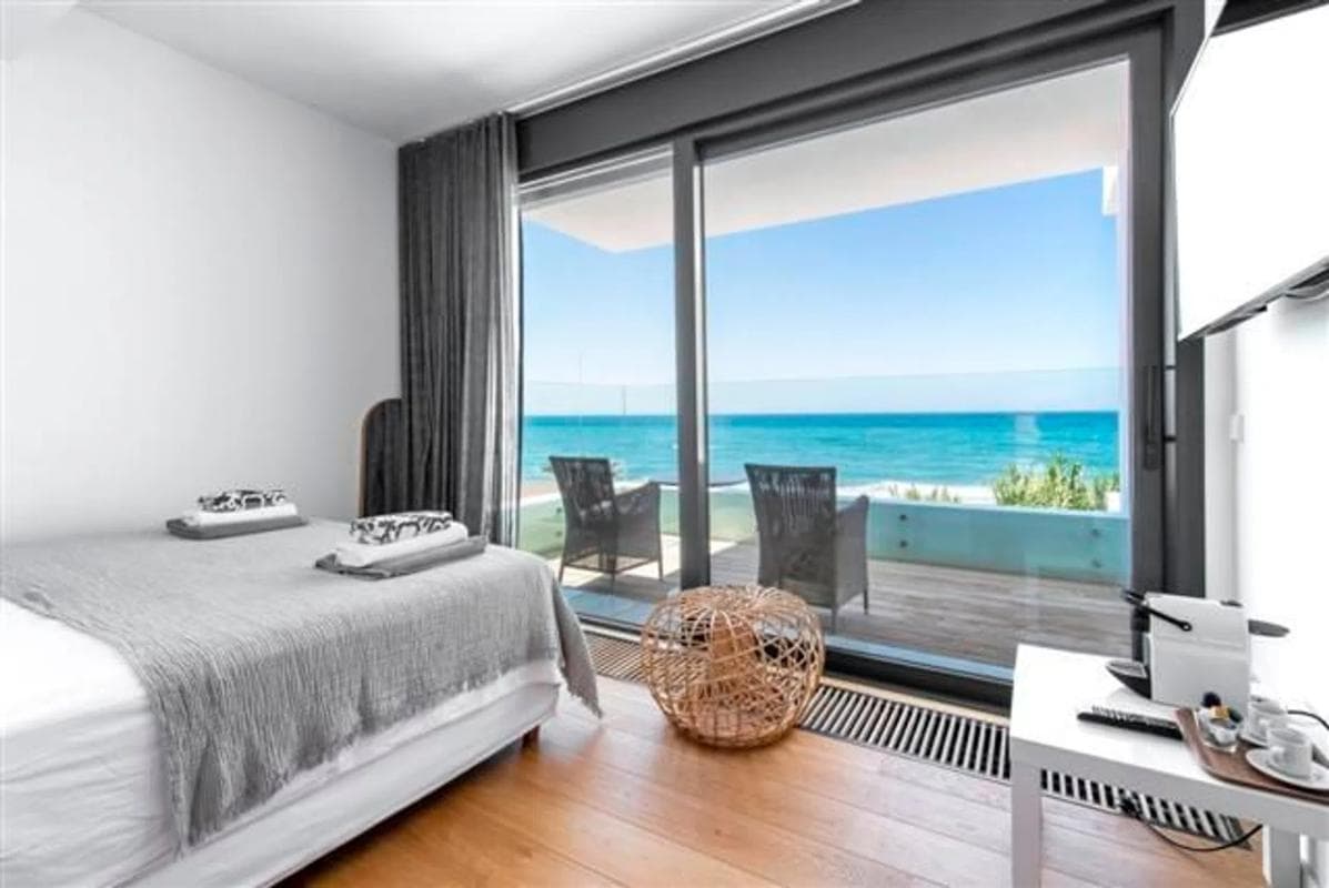 Venta de chalet independiente en Barrio Costabella, Marbella
photo 5