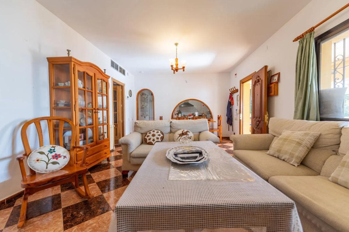 Venta de chalet independiente en Barrio El Rosario-Ricmar, Marbella
photo 5