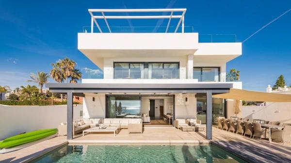 Chalet independiente en venta en Calle berlin, Marbella
photo 1