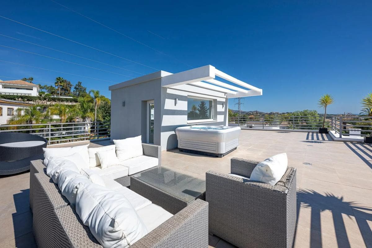Venta de chalet independiente en Calle las Verbenas, 13, Marbella
photo 3