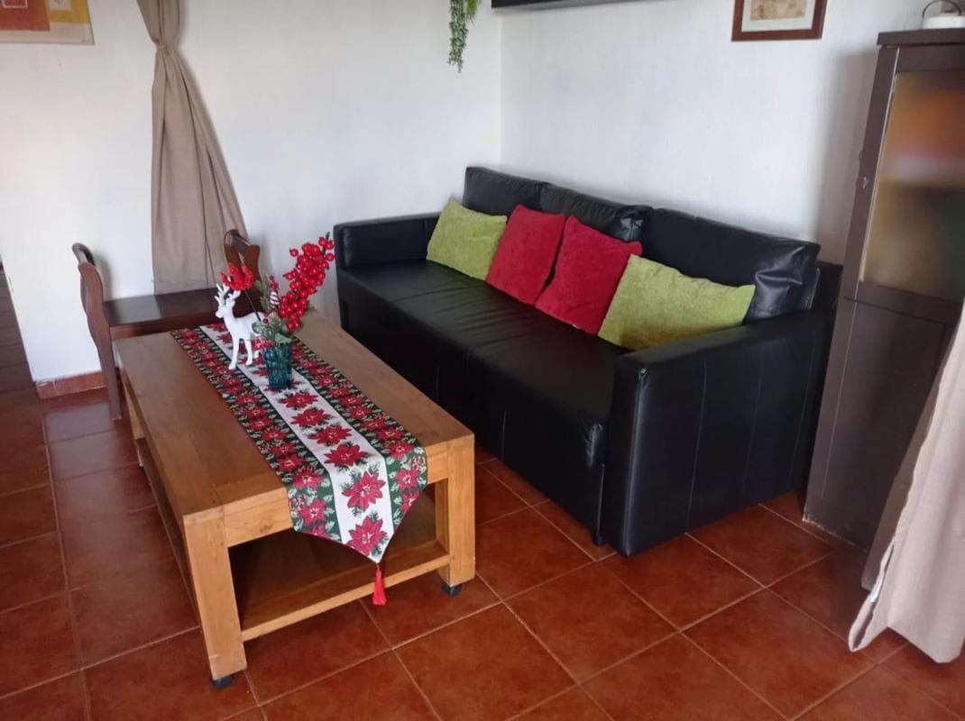 Продажа квартиры на Calle Algarrobo, Марбелла
photo 2