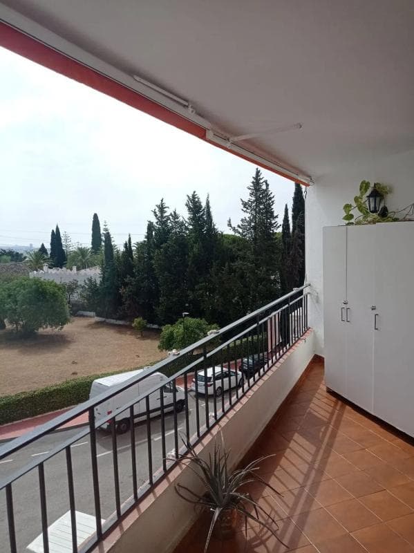 Продажа квартиры на Calle Algarrobo, Марбелла
photo 5