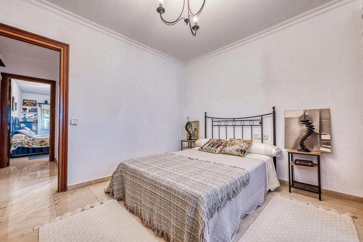 Sale of independent chalet in Calle Magdalena, 5, Marbella
photo 5