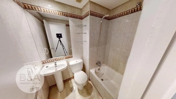 Piso en venta en Barrio La Puya - La Ermita, Marbella
thumbnail 2