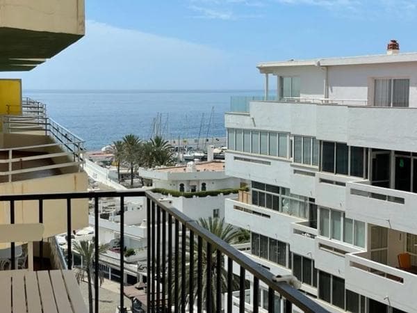 Ático en venta en Avenida Miguel Cano, 28, Marbella thumbnail 2