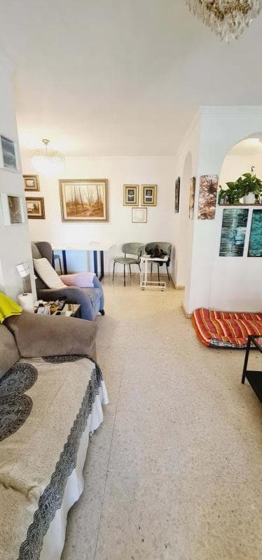 Venta de piso en Barrio Ricardo Soriano, Marbella
photo 5