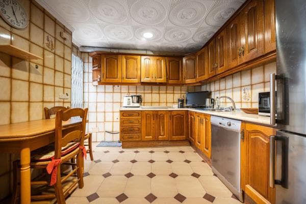 Chalet adosado en venta en Calle Pedraza , Marbella thumbnail 2