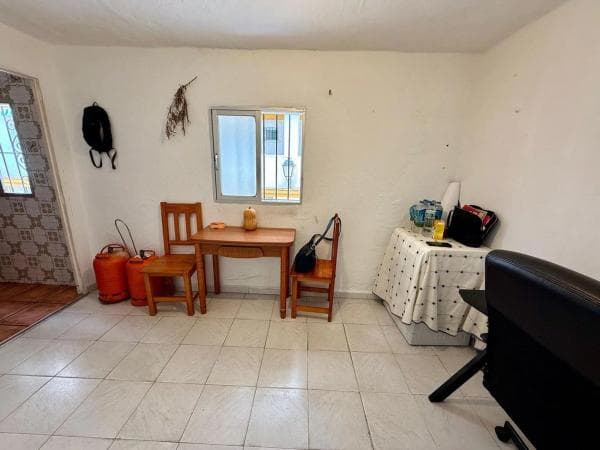 Chalet adosado en venta en Calle Postigos , Marbella thumbnail 1