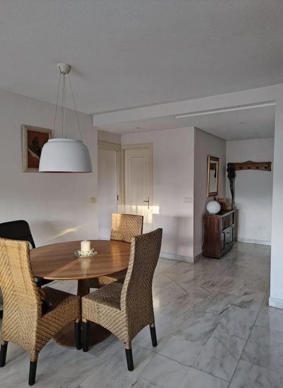 Venta de piso en Calle Príncipe de Vergara, 1, Marbella
photo 4
