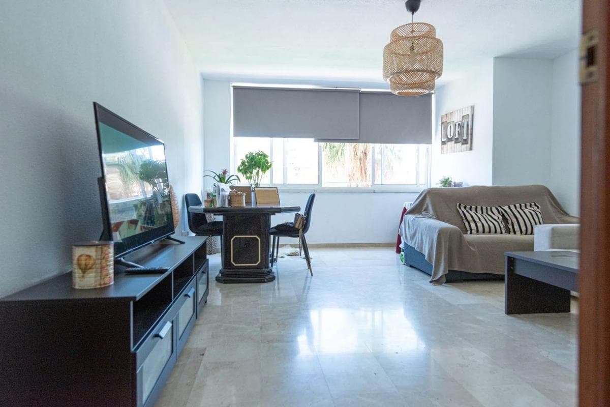 Sale of apartment in Barrio La Puya - La Ermita, Marbella
photo 2