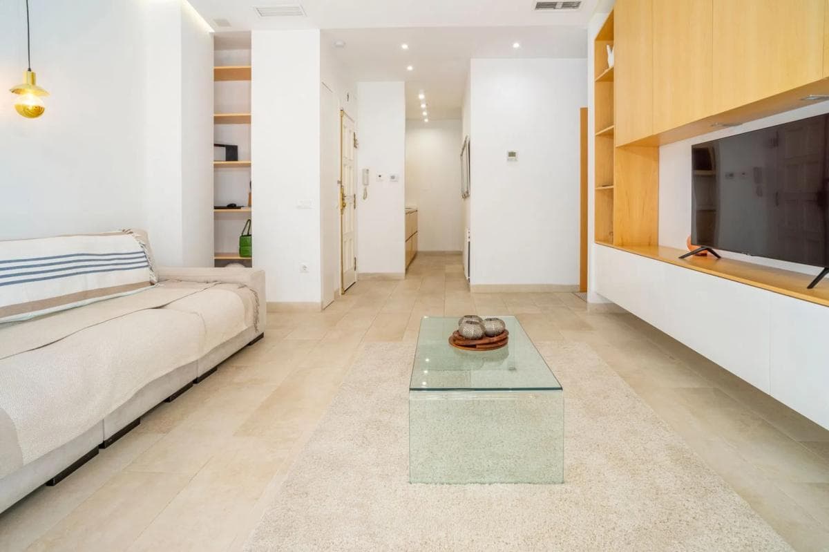 Sale of apartment in AV RICARDO SORIANO, Marbella
photo 2