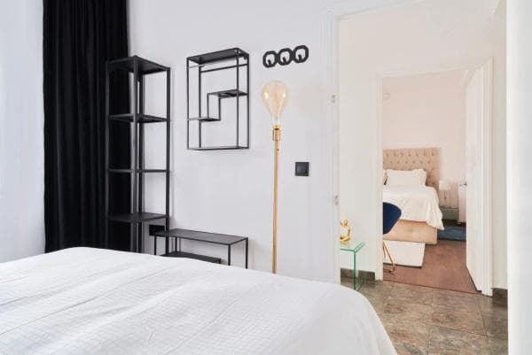 Chalet adosado en venta en Barrio Casco Antiguo , Marbella thumbnail 2