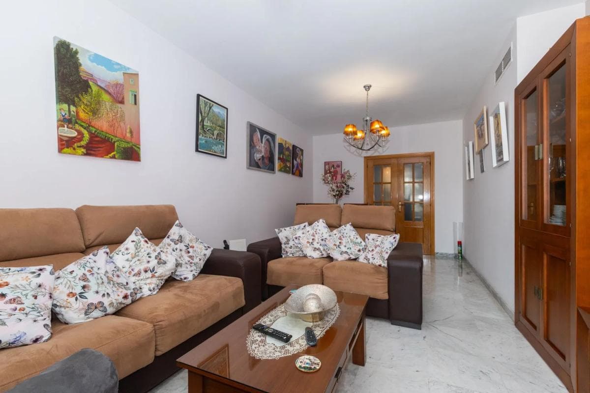 Sale of apartment in Barrio Ricardo Soriano, Marbella
photo 3