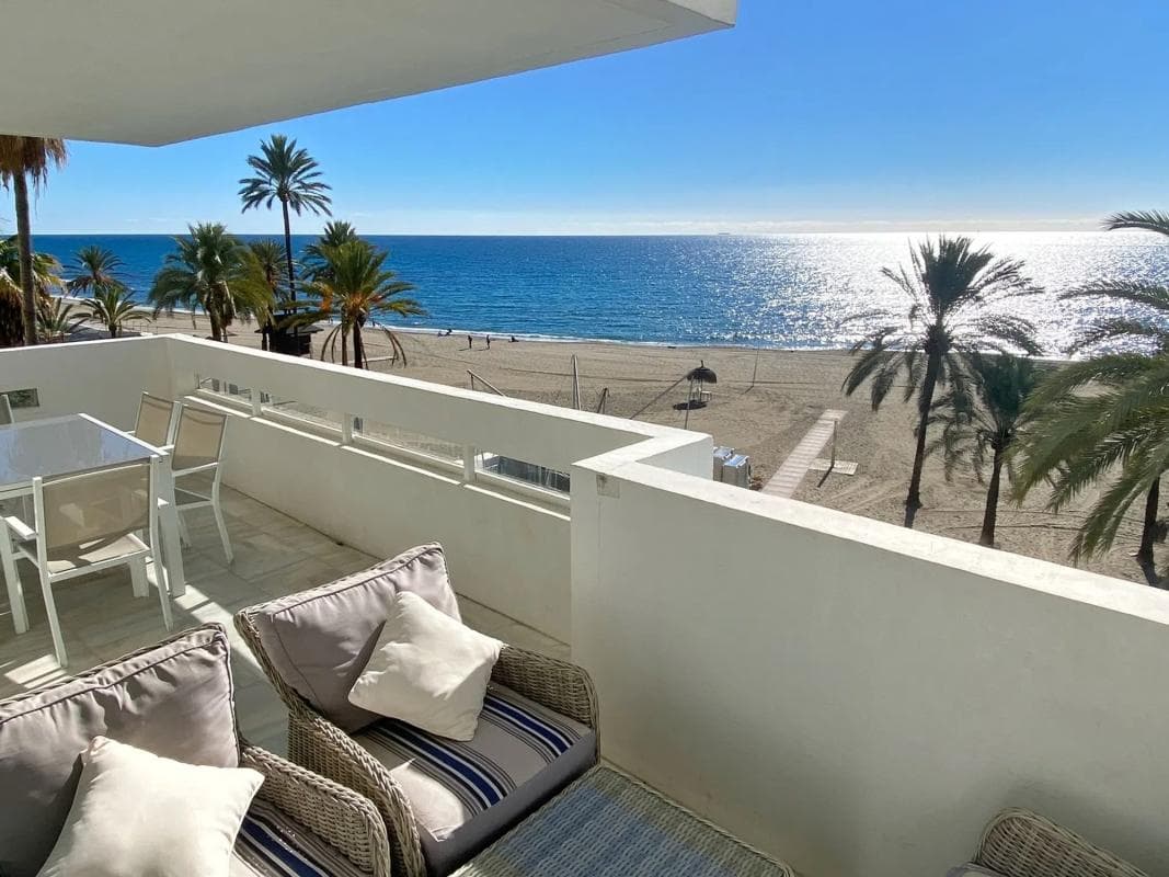 Sale of apartment in Barrio Playa Bajadilla-Puertos, Marbella
photo 2