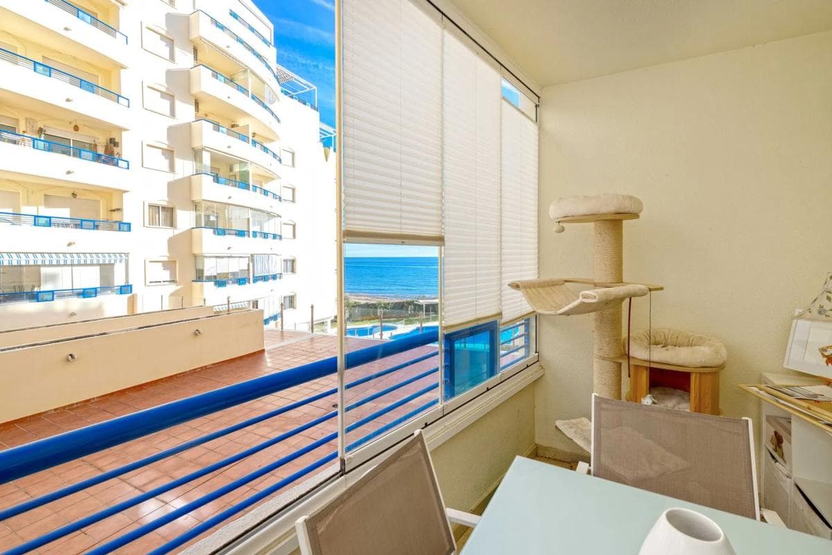 Sale of apartment in Barrio Playa Bajadilla-Puertos, Marbella
photo 5