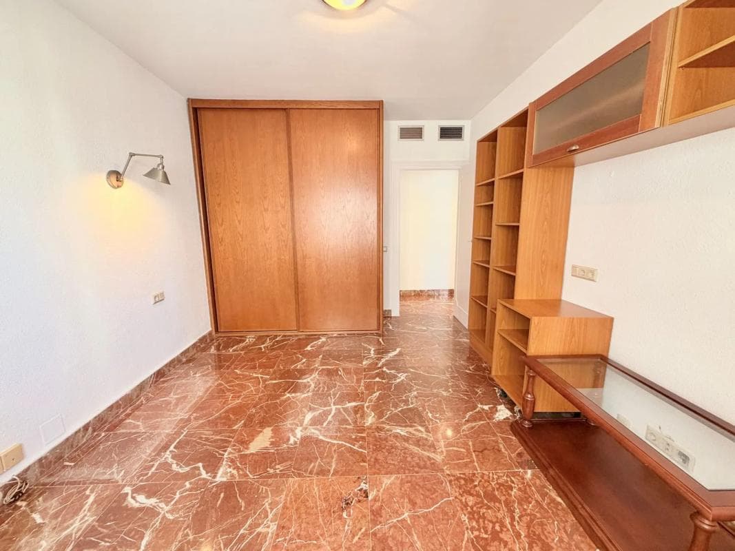 Продажа квартиры на CL SIERRA BLANCA, 2, Марбелла
photo 2
