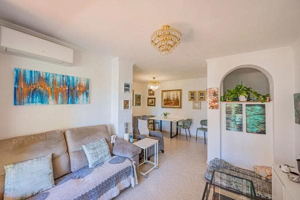 Piso en venta en Avenida Ricardo Soriano, Marbella
thumbnail 1