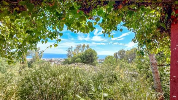 Chalet independiente en venta en Barrio Huerta del Prado-La Montua, Marbella
photo 1