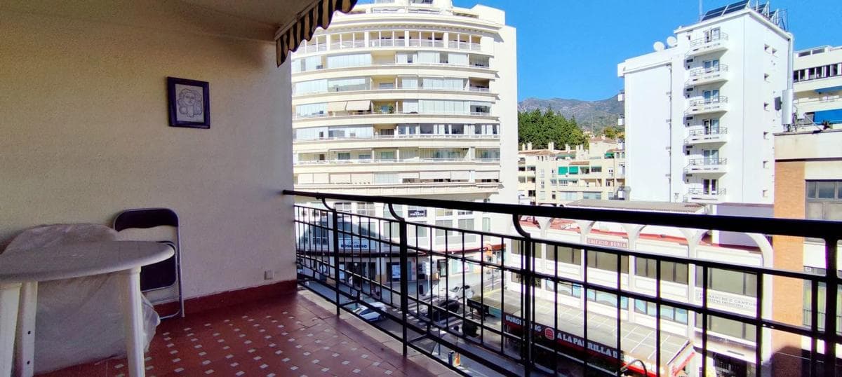 Продажа квартиры на Calle Sierra Blanca s/n, Марбелла
photo 3