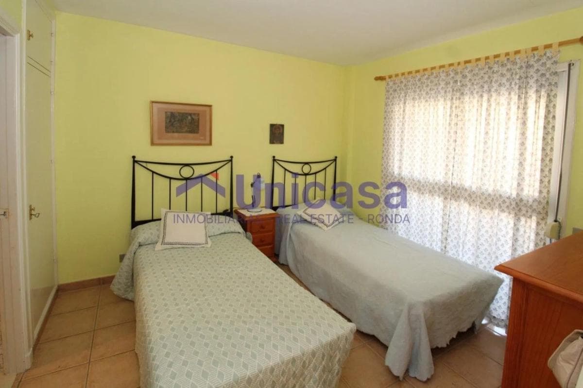 Sale of apartment in Avenida Arias Maldonado, Marbella
photo 5