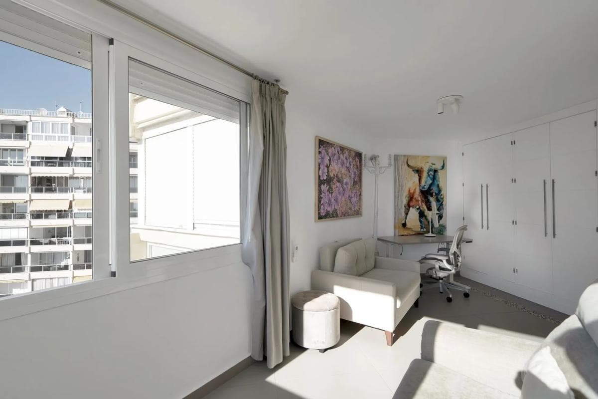 Sale of apartment in Avenida Duque de Ahumada, Marbella
photo 3