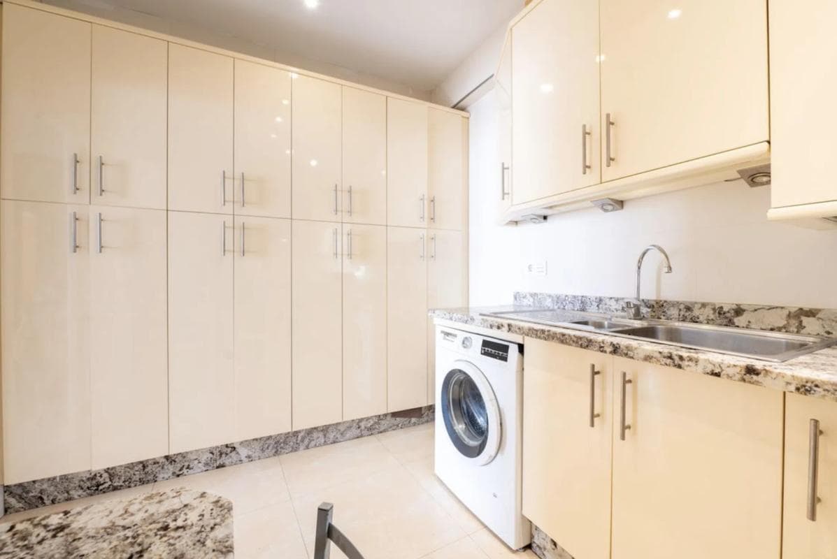 Venta de piso en Barrio Ricardo Soriano, Marbella
photo 5