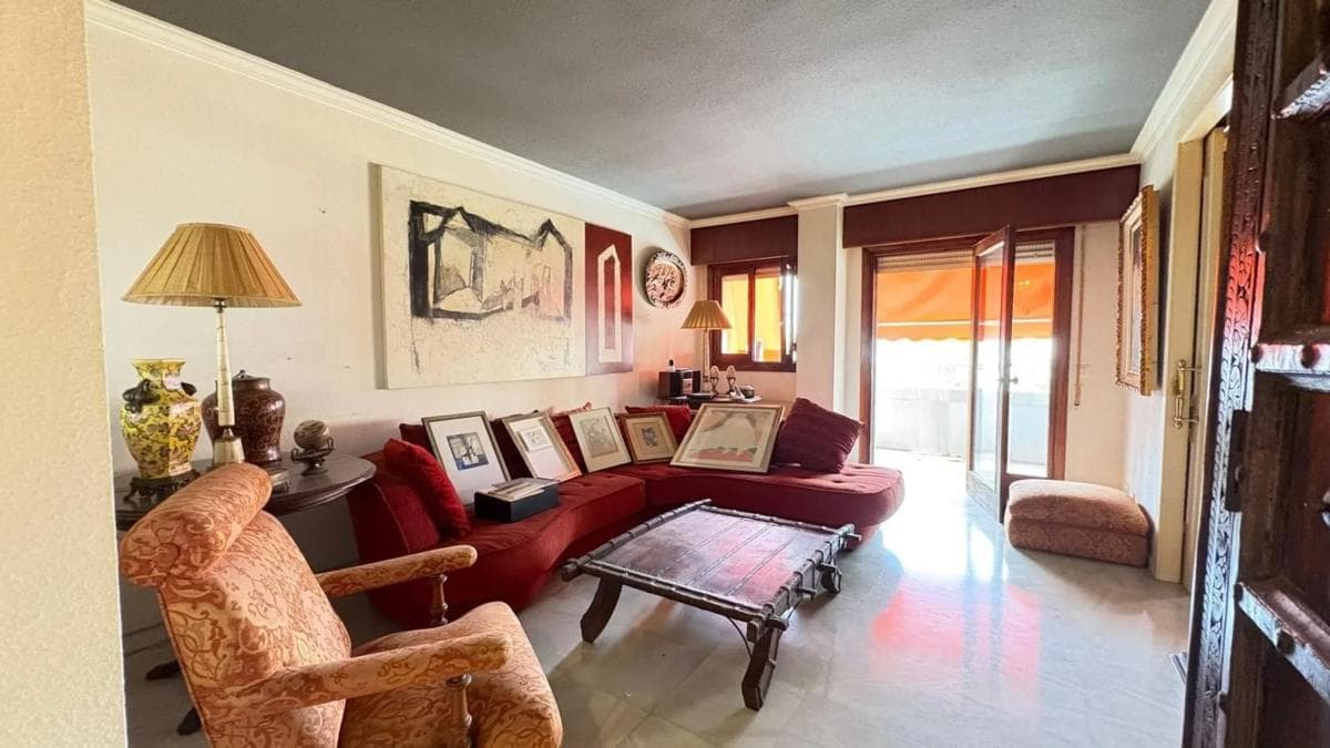 Sale of apartment in Barrio Ricardo Soriano, Marbella
photo 2