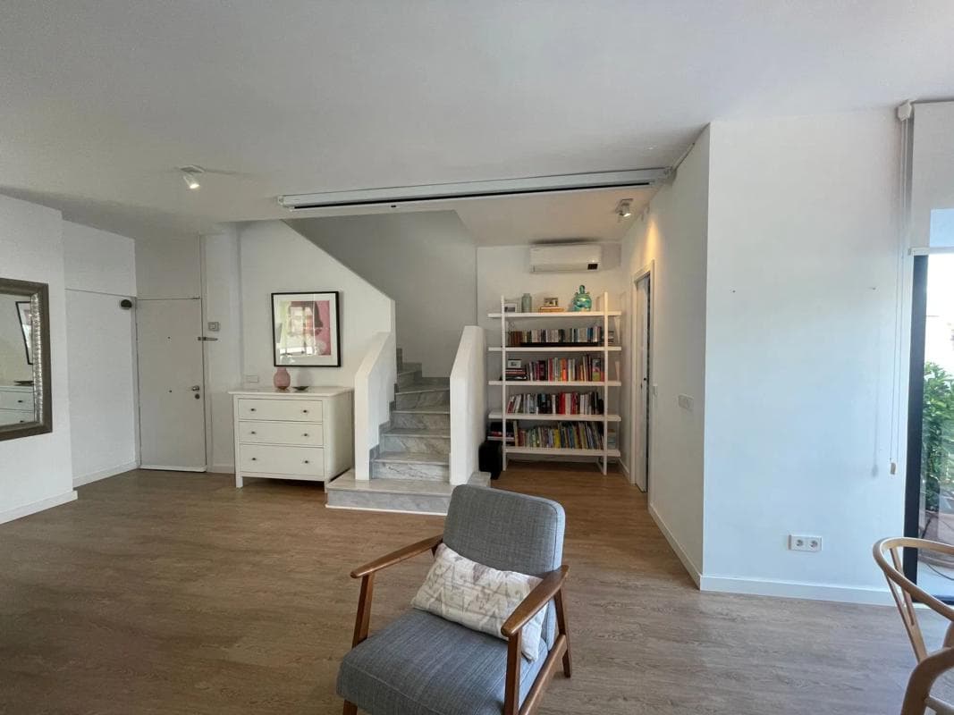 Penthouse sale in Calle Ortega y Gasset, 6, Marbella photo 2